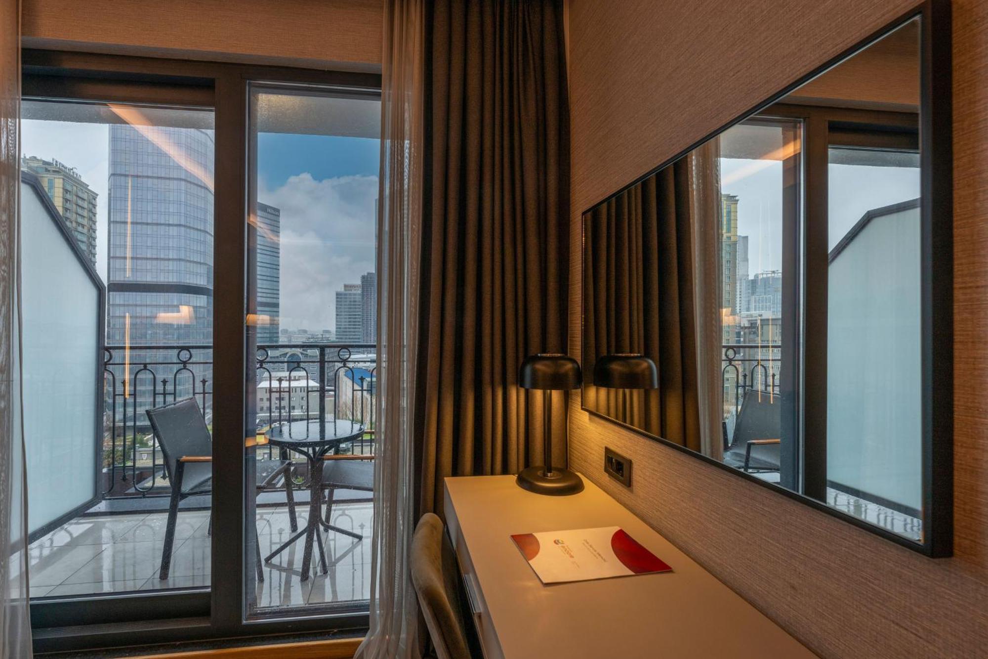 Ramada Encore By Wyndham Istanbul Sisli エクステリア 写真