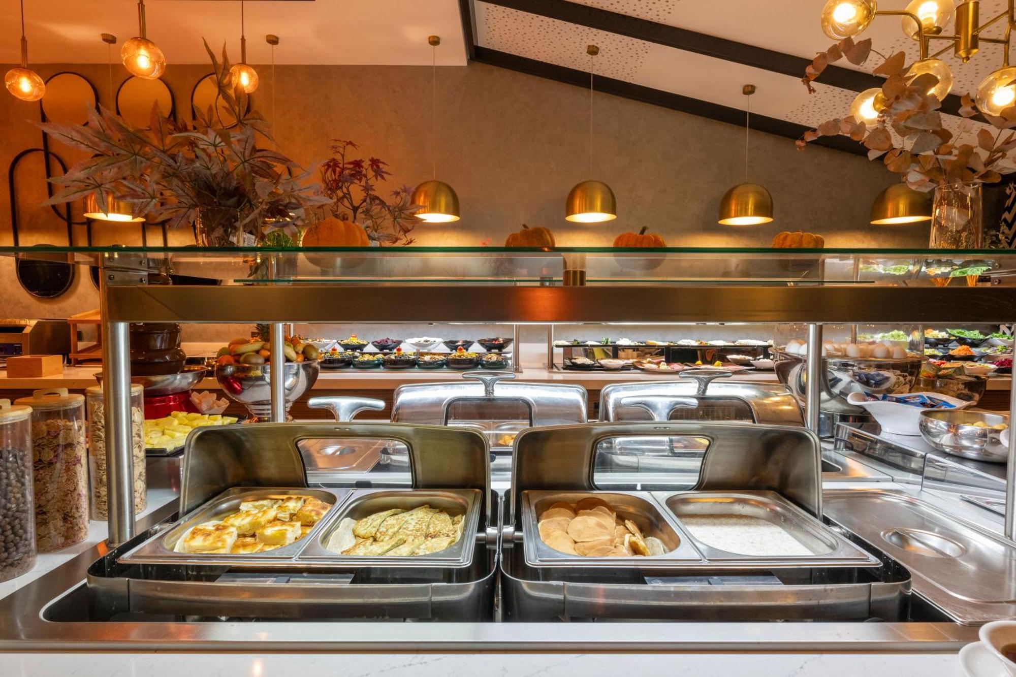 Ramada Encore By Wyndham Istanbul Sisli エクステリア 写真