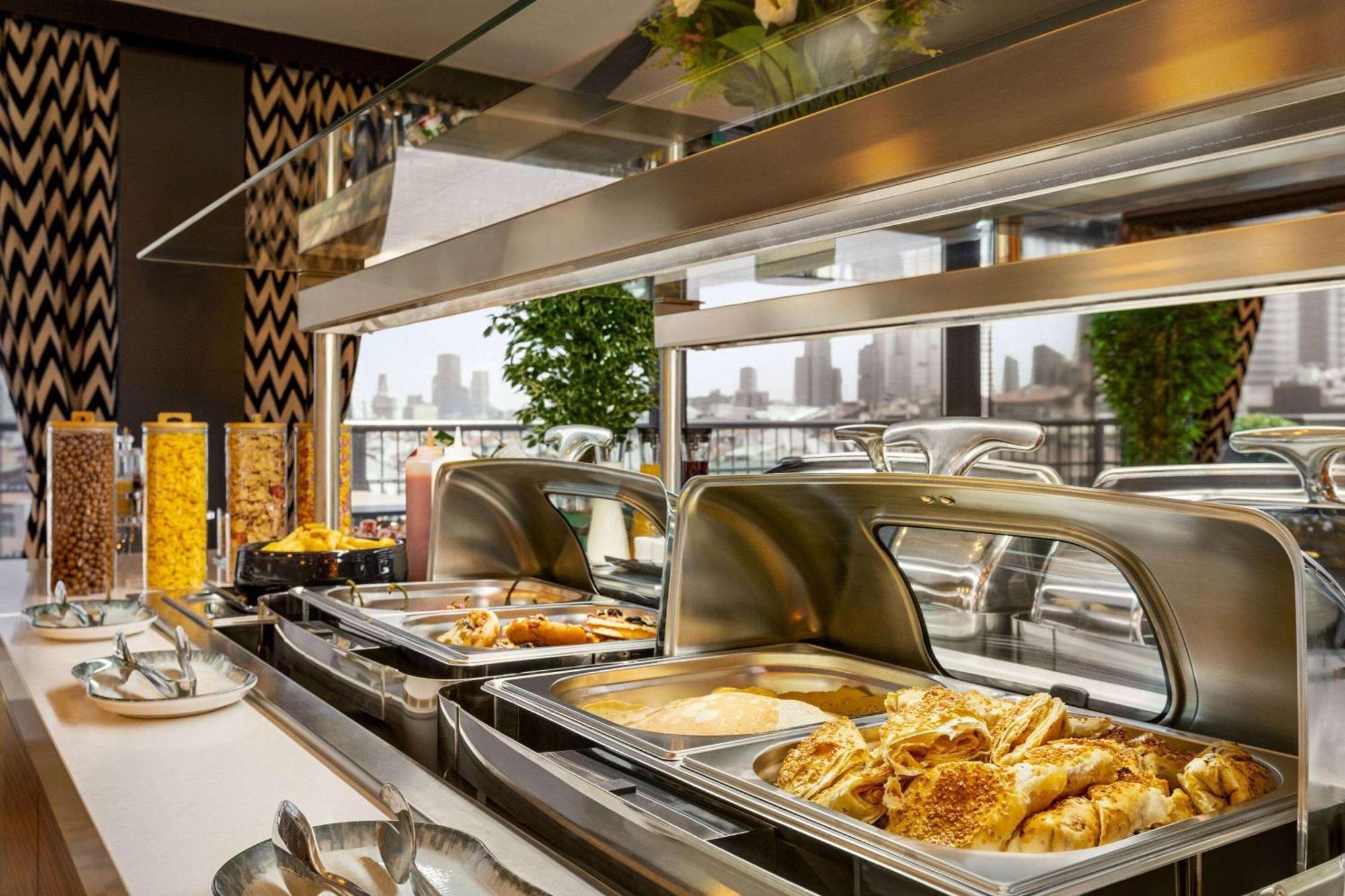 Ramada Encore By Wyndham Istanbul Sisli エクステリア 写真